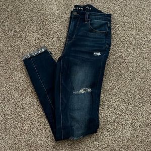 American Eagle ripped curvy high rise jegging, sz 2 long